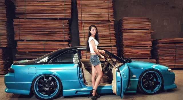 性感美艳车模李佳熙与日产Silvia 14的激情斗艳