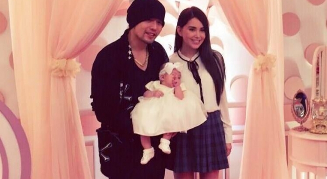 周杰伦晒涂鸦赞大师 没想到竟是女儿的大作