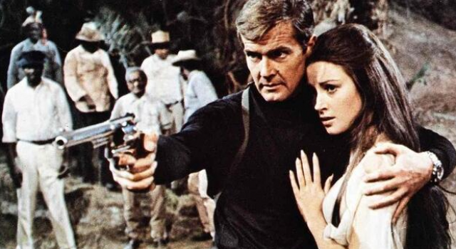 007第三代“邦德”罗杰摩尔辞世 世界影坛再失一名大师