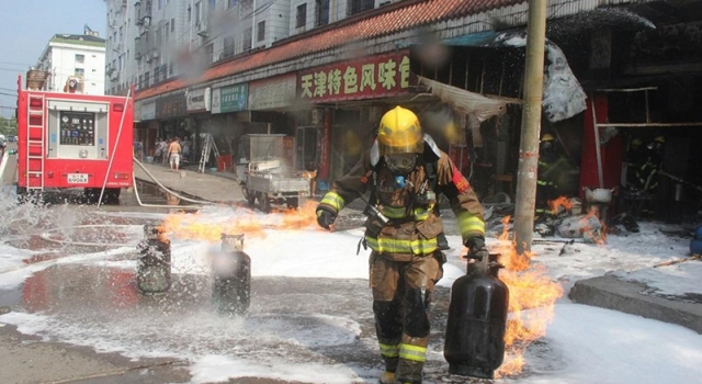 杭州店铺突然爆炸怎么回事?至少造成了20人受伤