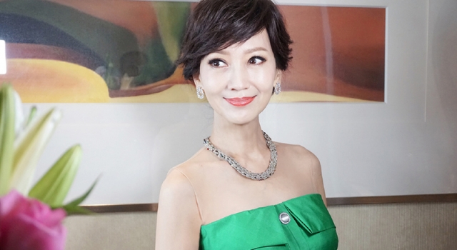 赵雅芝个人资料及近况曝光 赵雅芝为什么恨郑少秋