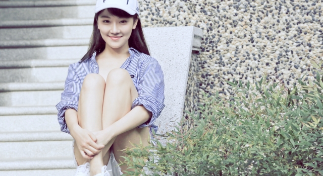菅纫姿文艺写真曝光 这个国民妹妹有点儿甜
