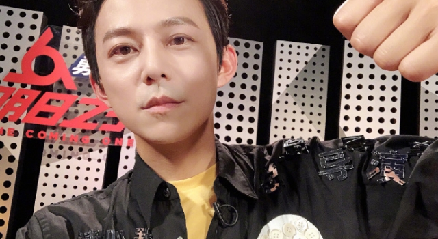 明日之子2何炅强势加盟 化身现场总导演引人期待