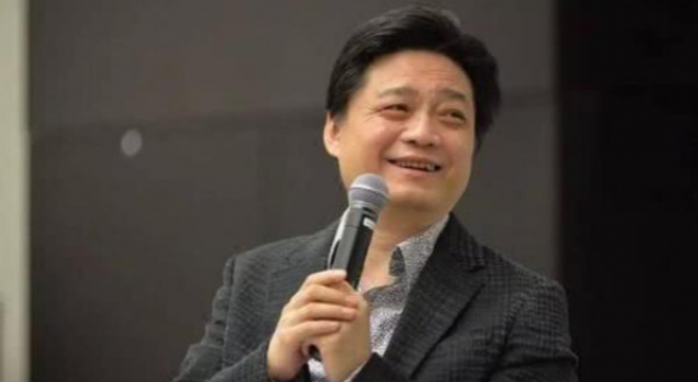 崔永元离开央视的真相 节目理念与央视产生分歧