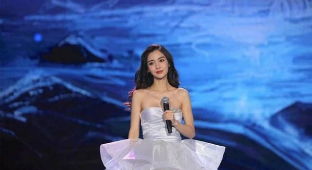 央视元旦晚会彩排 小鲜肉小鲜花齐上阵 还有最搞怪的他