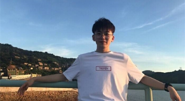 章若楠否认与费启鸣恋爱,被王思聪意外送上热搜