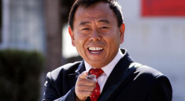 潘长江 韩德君 失散多年的亲人?加上潘长甬一家团聚?