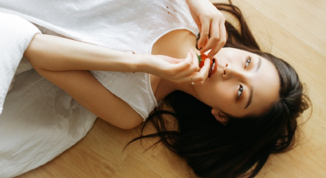 泡妞还是只会用甜言蜜语?你outle!教你恋爱必杀绝招