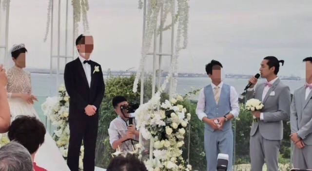 胡歌抢到手捧花!婚礼上穿粉色蕾丝短裙的他遭全民催婚!