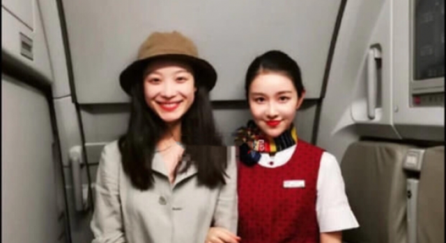 倪妮偶遇同名同姓空姐!网友:叫倪妮的人都这么好看吗?