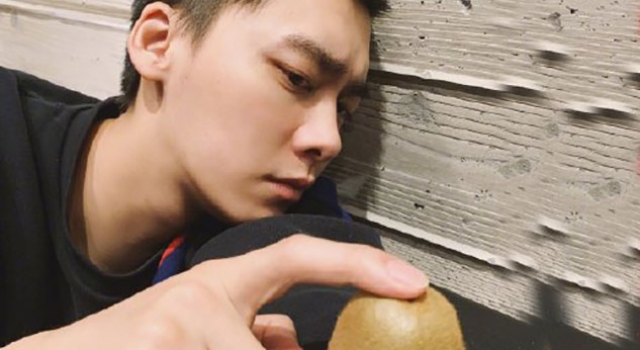 李易峰猕猴桃发型 撞款猕猴桃 网友:寸头最帅