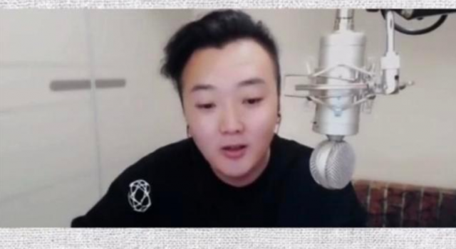 惊雷原唱回应杨坤 音乐没有高低之分 网友:原唱飘了