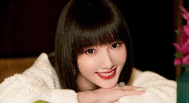 毛晓彤看起来人畜无害实际却是挖坑高手,张鹤伦被坑还夸其有文化
