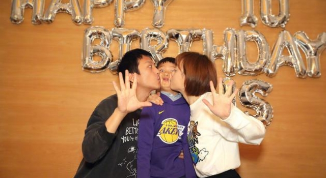 孙俪邓超为等等庆生 延续家庭生日传统亲儿子到变形