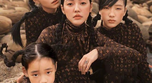 小S两女儿合体拍时尚大片,大女儿胜在气质,二女儿则胜在颜值