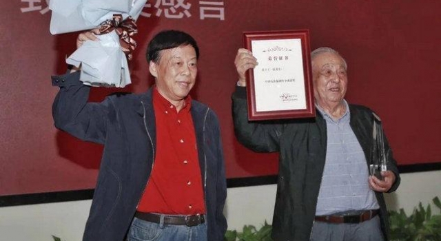 82岁江西作家荣获中国电影编剧终身成就奖