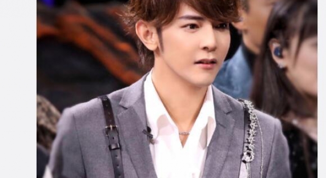 汪东城亮相《追光吧!哥哥》发布会?现场“征婚”“追星”忙不停