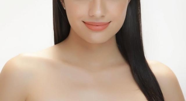环球美女:蒂亚·托玛拉(Thia Thomalla)