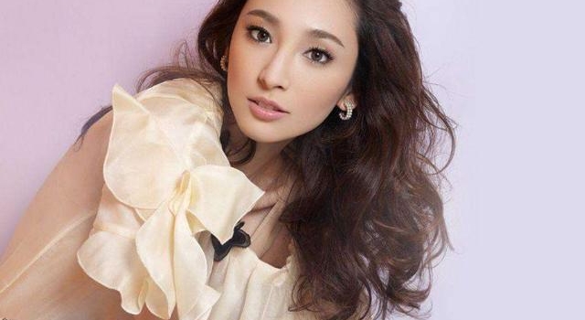 吴佩慈4段豪门梦,终究没有领证结婚,6年还生了4个孩子