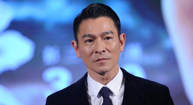 追星成功,被刘德华邀请演夫人,贾玲:咱两的事,还不是你说算吗