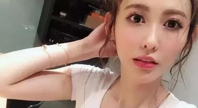 台湾歌手胡蝶姐姐结婚,罗志祥不发一言