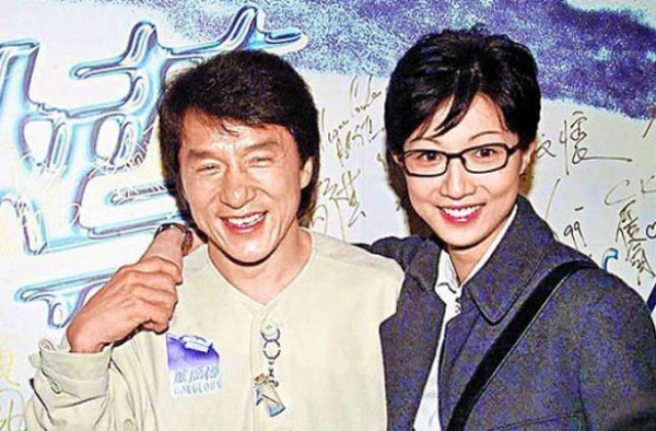 吴绮莉与成龙地下情史私生女真相 成龙爆料当年是被骗上床