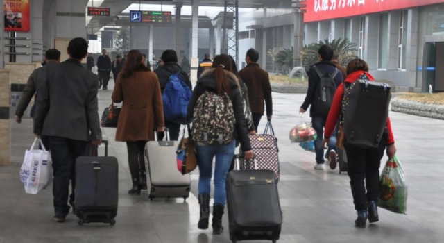 图说春运之成都站 高峰期持续不断