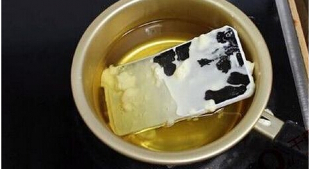 3名女子油炸近百部手机 因遭警察围堵为销毁诈骗证据