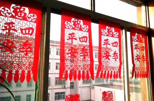 春节贴吊钱有什么讲究?贴福字吊钱欢喜迎春节