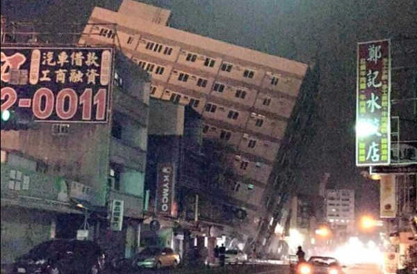 高雄6.7级地震:相当于2颗原子弹 女童受困喝尿解渴