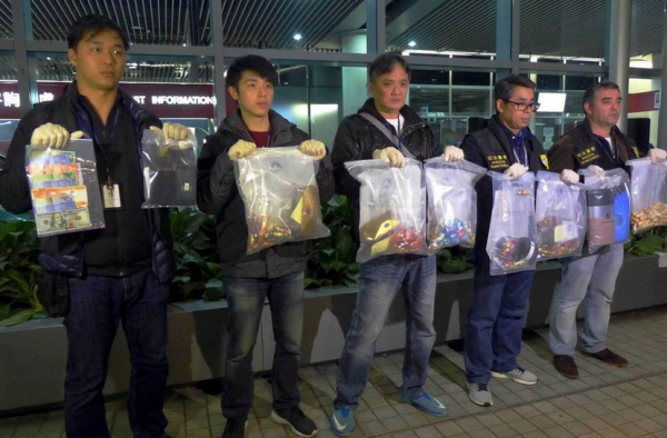 马来西亚籍毒贩将可卡因伪装成巧克力 入境澳门就擒