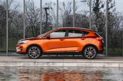 �����ۺ�GS���SUV �����������˶������³�