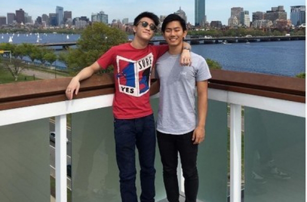 赌王儿子晒与男友人合照 自曝被家人质疑性取向