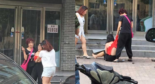 小三被母女当街殴打辱骂剪头发撕衣服 众人冷漠观看
