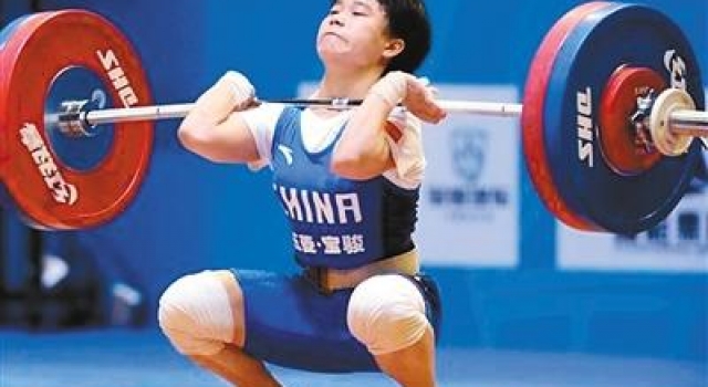 里约奥运曝中国女举临战换人 背后玄机引人深思