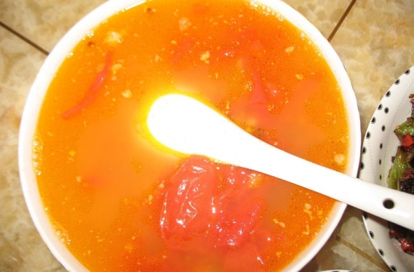 美容护肤的番茄猪骨粥 增食欲也助消化