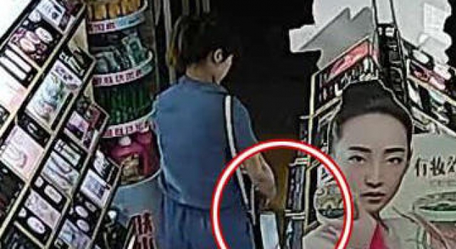 湖北6名富家女比赛偷东西寻刺激 监控曝光熟练手法