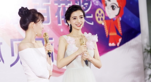 Baby百花奖获最佳女配回应怀孕 她是这样委婉承认的