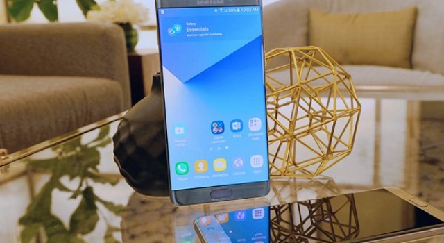 为挽订货量三星中国区高管下跪道歉 Note7爆炸事件回顾