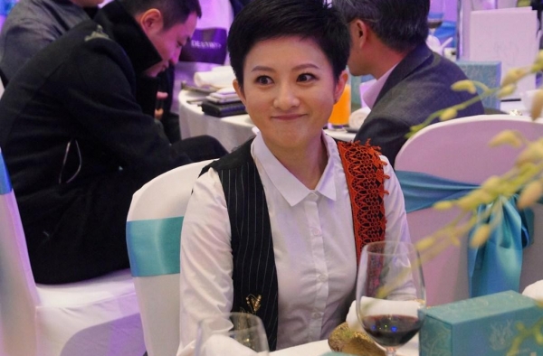 金铭个人资料背景揭秘 金铭结婚了吗老公是谁