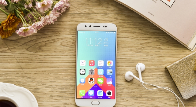 前置2000万柔光双摄 vivo X9外观图赏照亮你的美