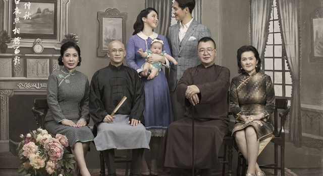 高云翔董璇全家福 三代同堂尽显温馨