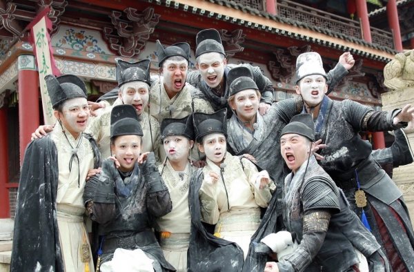 邓超告白跑男团 晒合照揭每一个成员现状