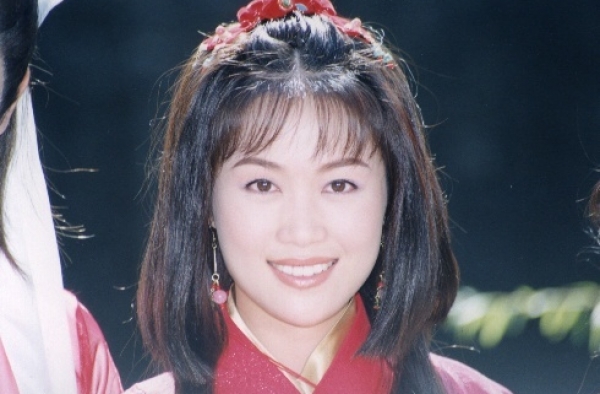 梁小冰个人资料及情史揭秘 梁祝17年后合体再聚首却嫁马文才