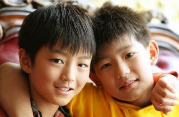 TFBOYS出道照片曝光 TFBOYS是怎么出名的?