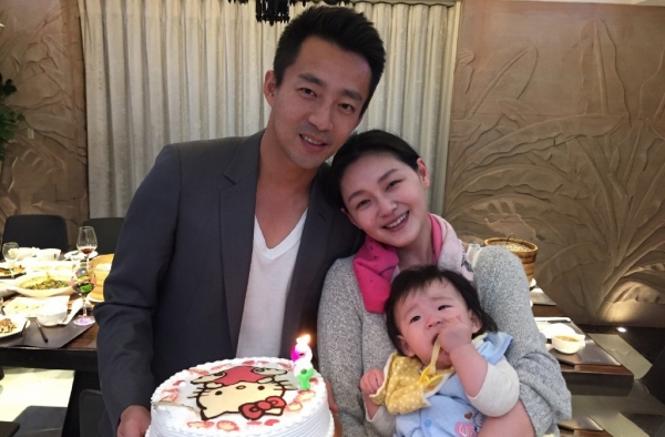 小S和女儿鬼马搞怪比谁丑 遭遇粉丝不留情评价都丑