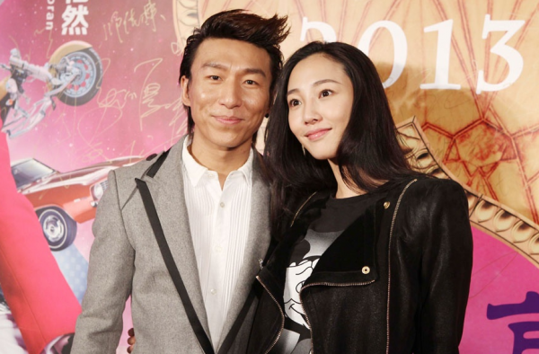 疑似陈羽凡白百合宣布离婚 微博已互相取消关注