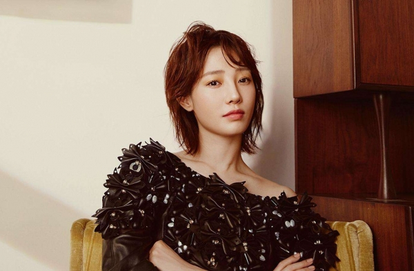 白百何风波后公开表态 演讲曾大谈独立女性