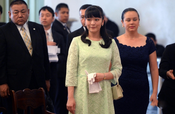 真子公主订婚海王子 日本天皇孙女为什么喜欢小室圭呢