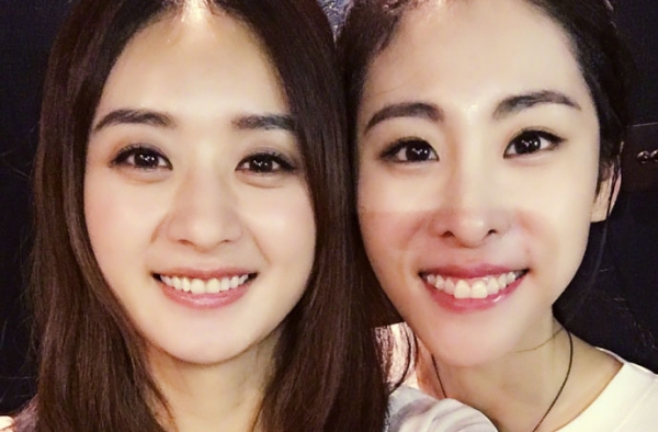 赵丽颖张碧晨姐妹同框 网友：年轮唱起来
